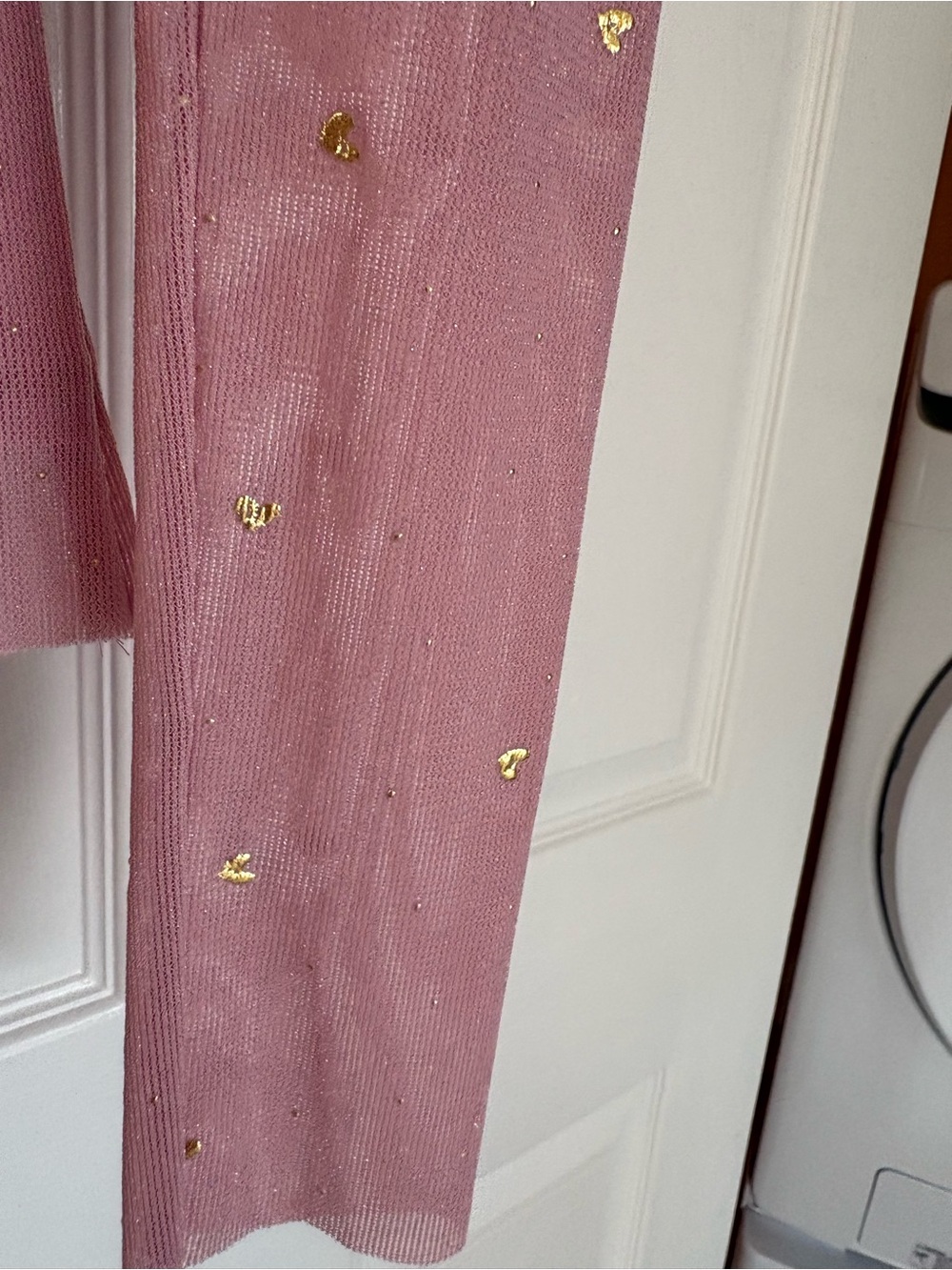 Francesca's Collections Mauve Sheer Long-Sleeve Top with Gold Heart Accents - Picture 4 of 5